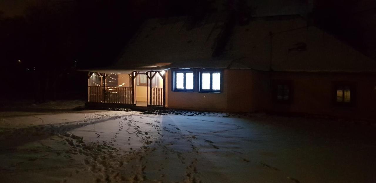 Rýmařov Chata Na Kovarne מראה חיצוני תמונה